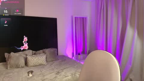    online show from 06/01/26, 12:07
