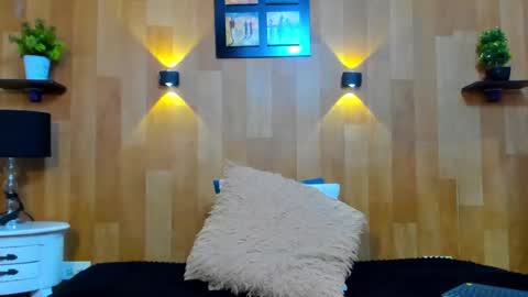 Mariana Angel online show from 03/09/25, 12:42