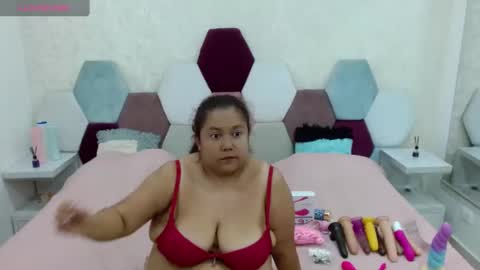Snapshot of marianabbw_ chatting on 01/13/25, 07:31 mariana online show from 01/13/25, 07:31