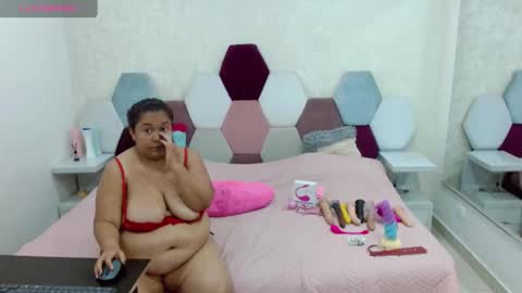 Snapshot of marianabbw_ chatting on 01/30/25, 12:18 mariana online show from 01/30/25, 12:18