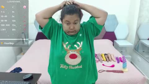 Snapshot of marianabbw_ chatting on 02/23/25, 01:13 mariana online show from 02/23/25, 01:13