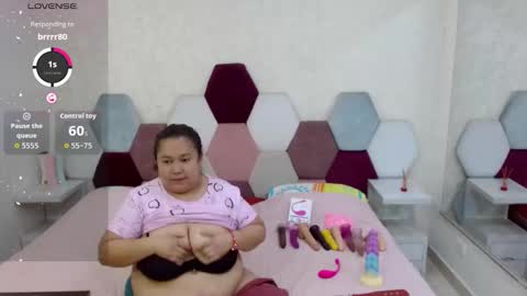 Snapshot of marianabbw_ chatting on 10/20/25, 08:42 mariana online show from 10/20/25, 08:42