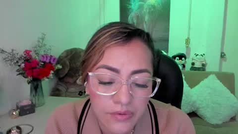 Mariana Lopez online show from 02/26/25, 04:25