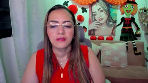 Mariana Lopez online show from 10/24/25, 12:52