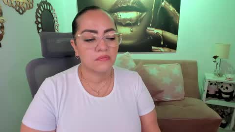 Mariana Lopez online show from 04/02/26, 01:25