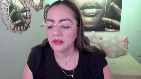 Snapshot of marianalopez81 chatting on 07/16/26, 01:11 Mariana Lopez online show from 07/16/26, 01:11