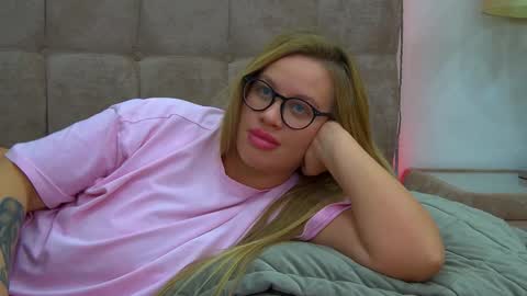 Maria online show from 01/19/25, 04:12