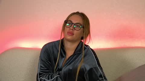 Maria online show from 01/22/25, 03:40