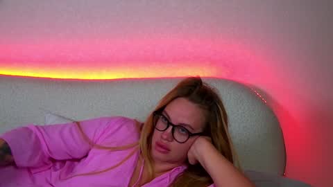 Maria online show from 02/03/25, 12:58