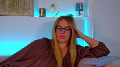 Maria online show from 03/01/25, 09:59