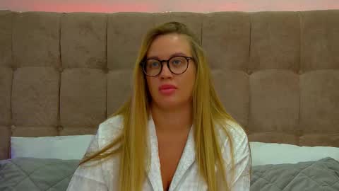 Maria online show from 03/06/25, 07:03