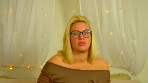 Maria online show from 02/08/26, 06:11