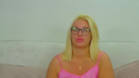 Maria online show from 05/24/26, 06:07