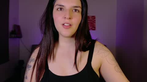 Snapshot of mariangeel_ chatting on 06/23/26, 05:49 mariangeel_ online show from 06/23/26, 05:49