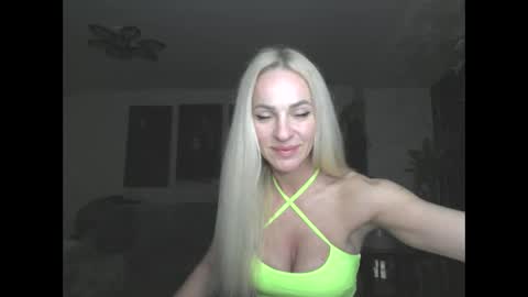 Snapshot of marianna1977 chatting on 05/03/26, 05:30 marianna1977 online show from 05/03/26, 05:30