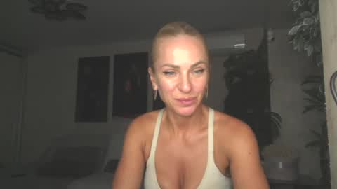 marianna1977 online show from 07/14/26, 07:30