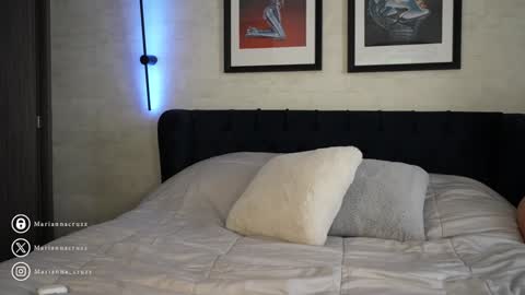 MARIANA  online show from 01/10/25, 04:51