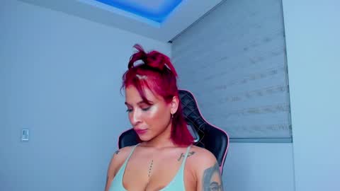 M A R I A N E online show from 02/17/25, 09:13