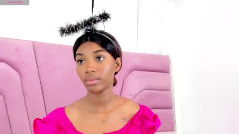 marianrosse online show from 10/18/25, 07:36