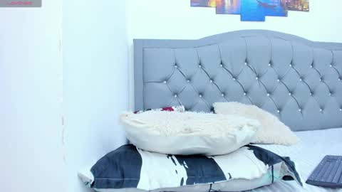 Snapshot of mariansexx chatting on 09/23/25, 01:14 Marian Sexy online show from 09/23/25, 01:14