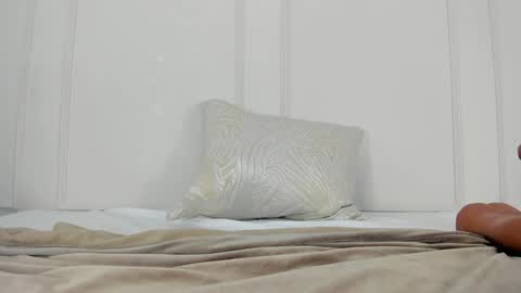 Maria Pettit online show from 01/23/25, 12:09