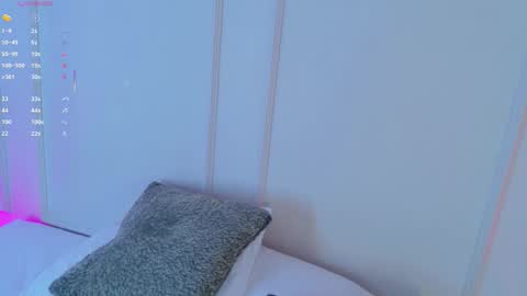 Maria Pettit online show from 10/24/25, 11:17