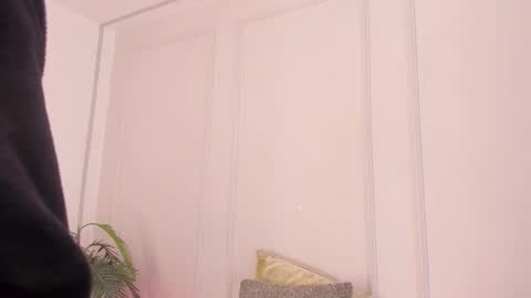 Maria Pettit online show from 03/27/26, 01:00