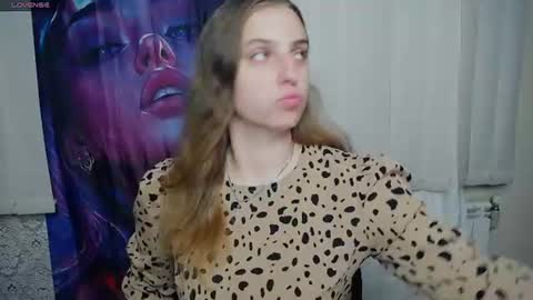 Snapshot of mariatess_ chatting on 07/07/26, 12:31 Mariia online show from 07/07/26, 12:31