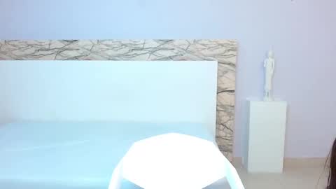 Snapshot of mariatyler chatting on 01/25/25, 07:49 Maria Tyler online show from 01/25/25, 07:49