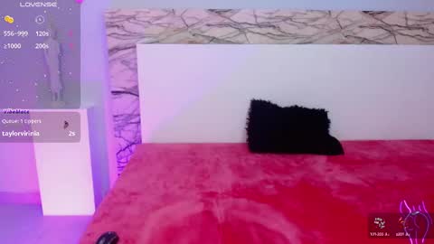 Snapshot of mariatyler chatting on 02/21/25, 03:01 Maria Tyler online show from 02/21/25, 03:01