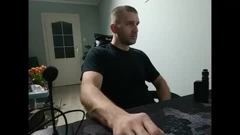 Snapshot of maribor5879 chatting on 02/16/25, 11:26 maribor5879 online show from 02/16/25, 11:26