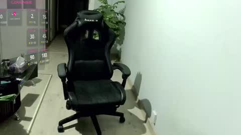 Snapshot of maribor5879 chatting on 10/08/25, 09:34 maribor5879 online show from 10/08/25, 09:34