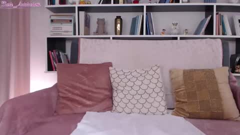 Maria online show from 09/18/25, 06:15