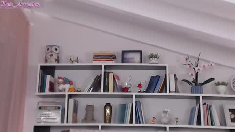 Maria online show from 10/13/25, 06:41