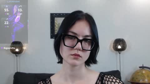 Marie Fitch online show from 11/25/25, 02:11