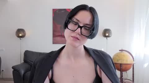 Marie Fitch online show from 06/25/26, 05:12