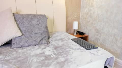 M A R I E online show from 04/09/26, 12:54