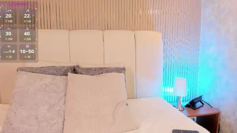 Snapshot of marie_miller_ chatting on 04/29/26, 05:30 M A R I E online show from 04/29/26, 05:30