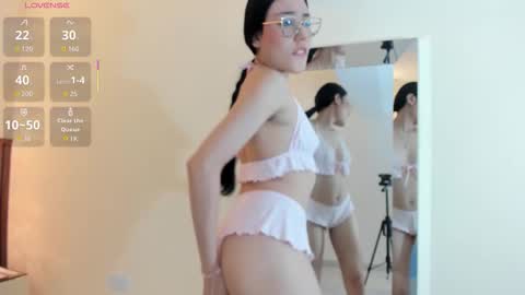 MARIE  online show from 02/05/26, 12:32