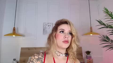 Snapshot of mariee_rosee chatting on 06/02/26, 12:12 Mary online show from 06/02/26, 12:12