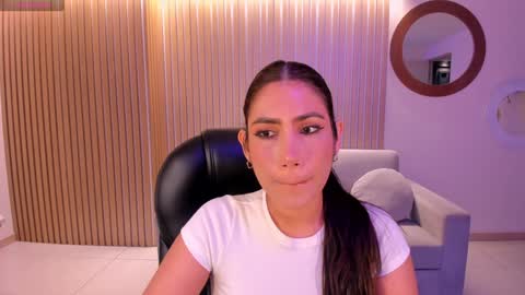 Snapshot of mariejane2 chatting on 12/08/24, 10:41 Im Marie Jane online show from 12/08/24, 10:41