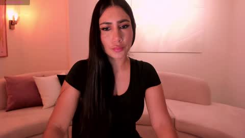 Snapshot of mariejane2 chatting on 01/13/25, 10:47 Im Marie Jane online show from 01/13/25, 10:47