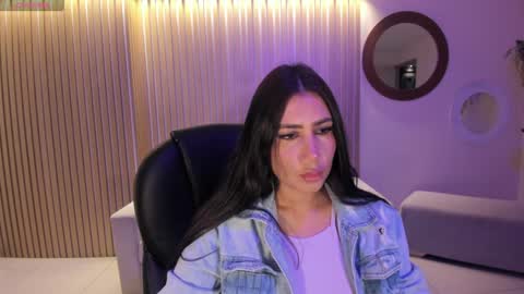 Snapshot of mariejane2 chatting on 01/14/25, 10:38 Im Marie Jane online show from 01/14/25, 10:38