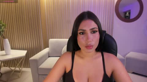 Snapshot of mariejane2 chatting on 01/17/25, 10:44 Im Marie Jane online show from 01/17/25, 10:44