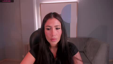 Snapshot of mariejane2 chatting on 01/20/25, 10:51 Im Marie Jane online show from 01/20/25, 10:51