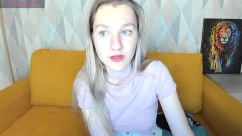 mariel_brown online show from 01/03/25, 10:52