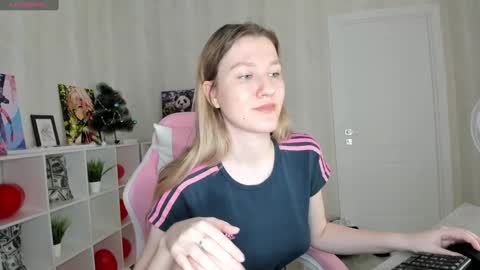 mariel_brown online show from 02/26/25, 12:03