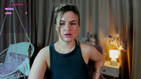 Mariel online show from 03/24/26, 02:05