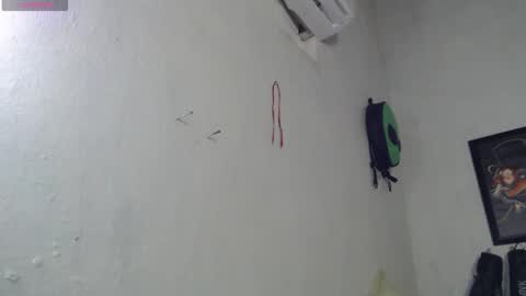 Snapshot of mariel_sins21 chatting on 12/02/25, 10:38 Mariie online show from 12/02/25, 10:38