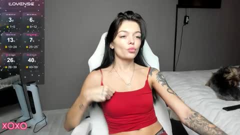 Snapshot of mariella__adams chatting on 10/04/25, 07:12 Maria  online show from 10/04/25, 07:12